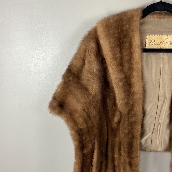 VINTAGE David Graff Albany 50’s Mink Cape - Picture 6 of 14